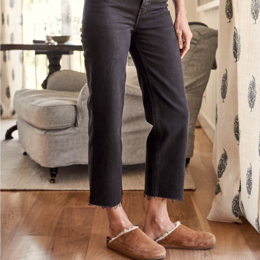 NEW/NEVER WORN FRANK & EILEEN BLACK DENIM JEANS UNFINISHED HEM